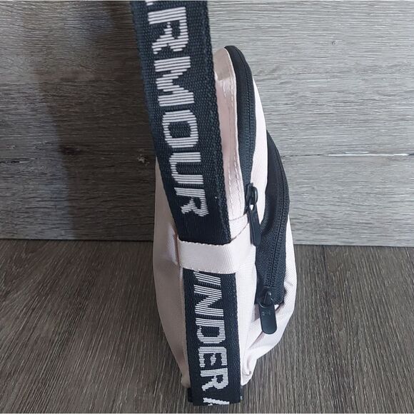 Under Armour Loudon Crossbody Bag / Dash Pink - Picture 4 of 7